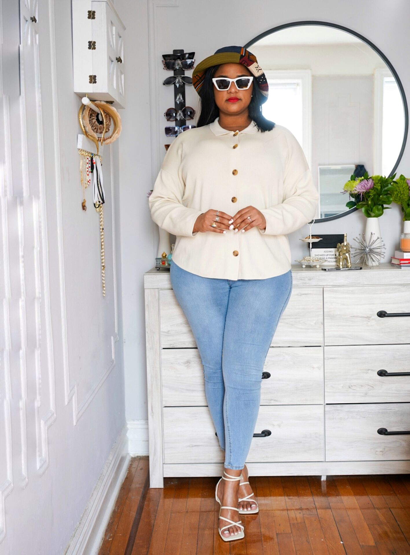 The perfect denim pants for the curvy figure